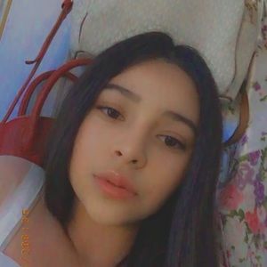 Meet your Posher, Noemi